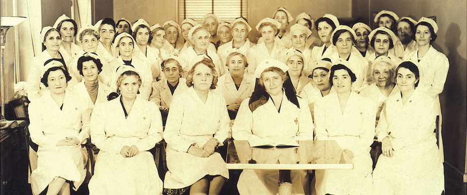 AGBU Red Cross unit, NY, World War II.