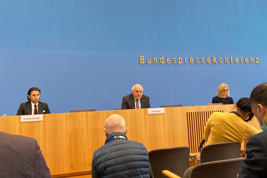 Bundespressekonferenz Arzach