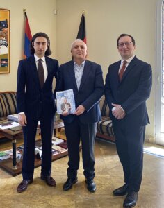 AGBU Germany founders Georgi Ambarzumjan and Ohanes Altunkaya at a meeting with H.E. Ashot Smbatyan in 2021